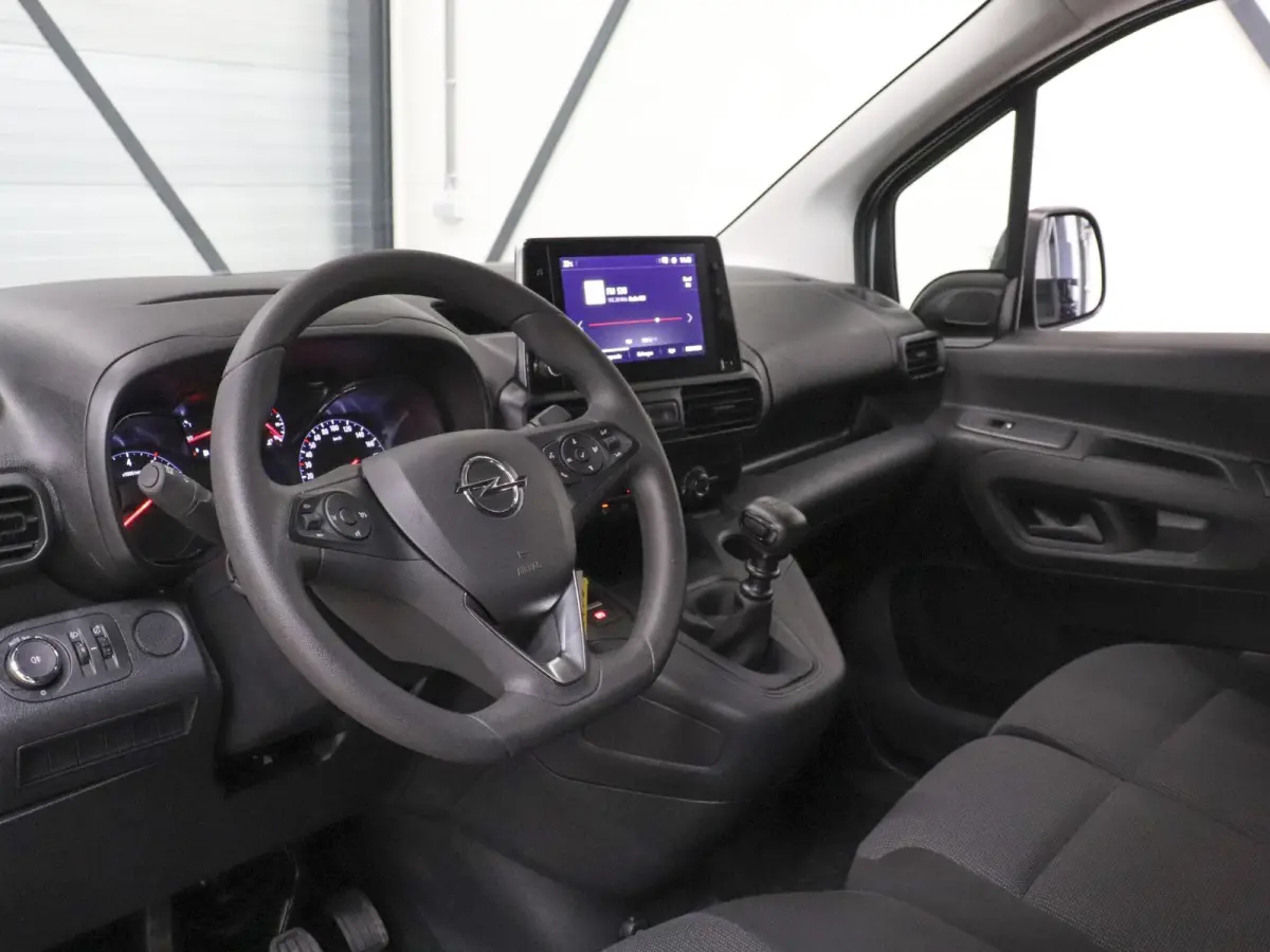 1.5D L1H1 Edition Airco Navigatie Trekhaak Carplay