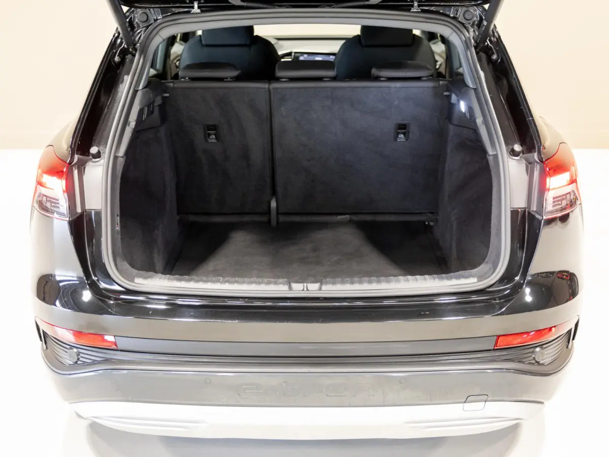 40 Launch edition Advanced 77 kWh SOH 93% / 204pk / Sportstoelen / Stoelverwarming /
