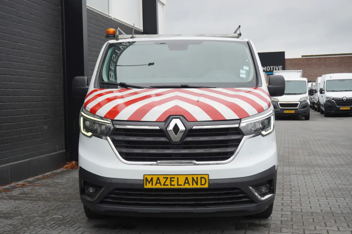 2.0 Blue dCi 130PK EURO 6 - Airco - Navi - Cruise - €16.900,- Excl.