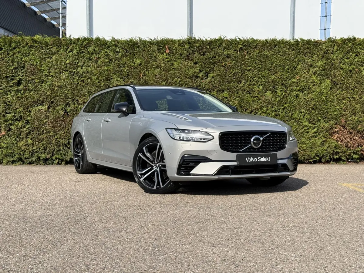 T8 Plug-in hybrid AWD Ultra Dark