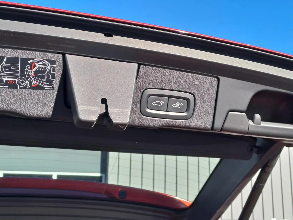 2.0 B5 AWD R-Design | TREKHAAK | HARMAN KARDON | STOELVERWARMING | 360 CAMERA | STOELMEMORY | NAVIGATIE