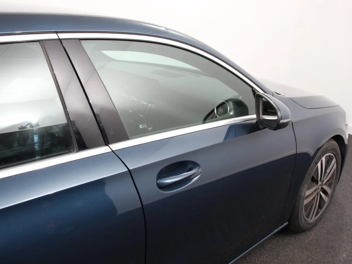 200 163pk DCT Progressive Navigatie Parkeersensoren Camera Cruise Control Stoelverwarming Ledverlichting Climate Control