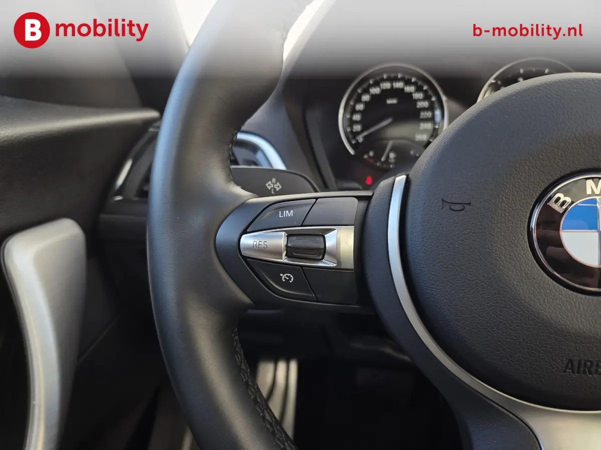 118i High Executive M-Sport Schuif/Kanteldak NL Auto! | Achteruitrijcamera | DAB | Hifi | Apple CarPlay | Leer