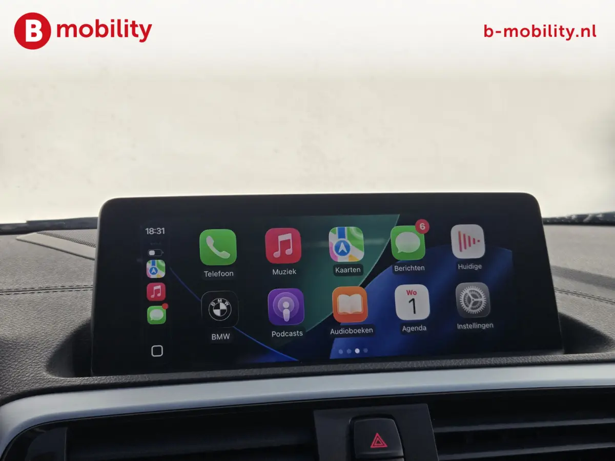118i High Executive M-Sport Schuif/Kanteldak NL Auto! | Achteruitrijcamera | DAB | Hifi | Apple CarPlay | Leer