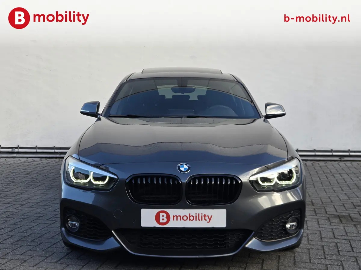 118i High Executive M-Sport Schuif/Kanteldak NL Auto! | Achteruitrijcamera | DAB | Hifi | Apple CarPlay | Leer