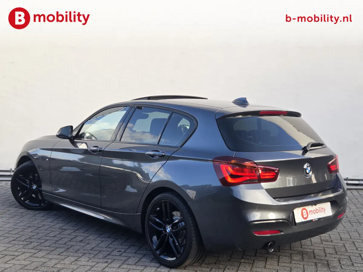 118i High Executive M-Sport Schuif/Kanteldak NL Auto! | Achteruitrijcamera | DAB | Hifi | Apple CarPlay | Leer