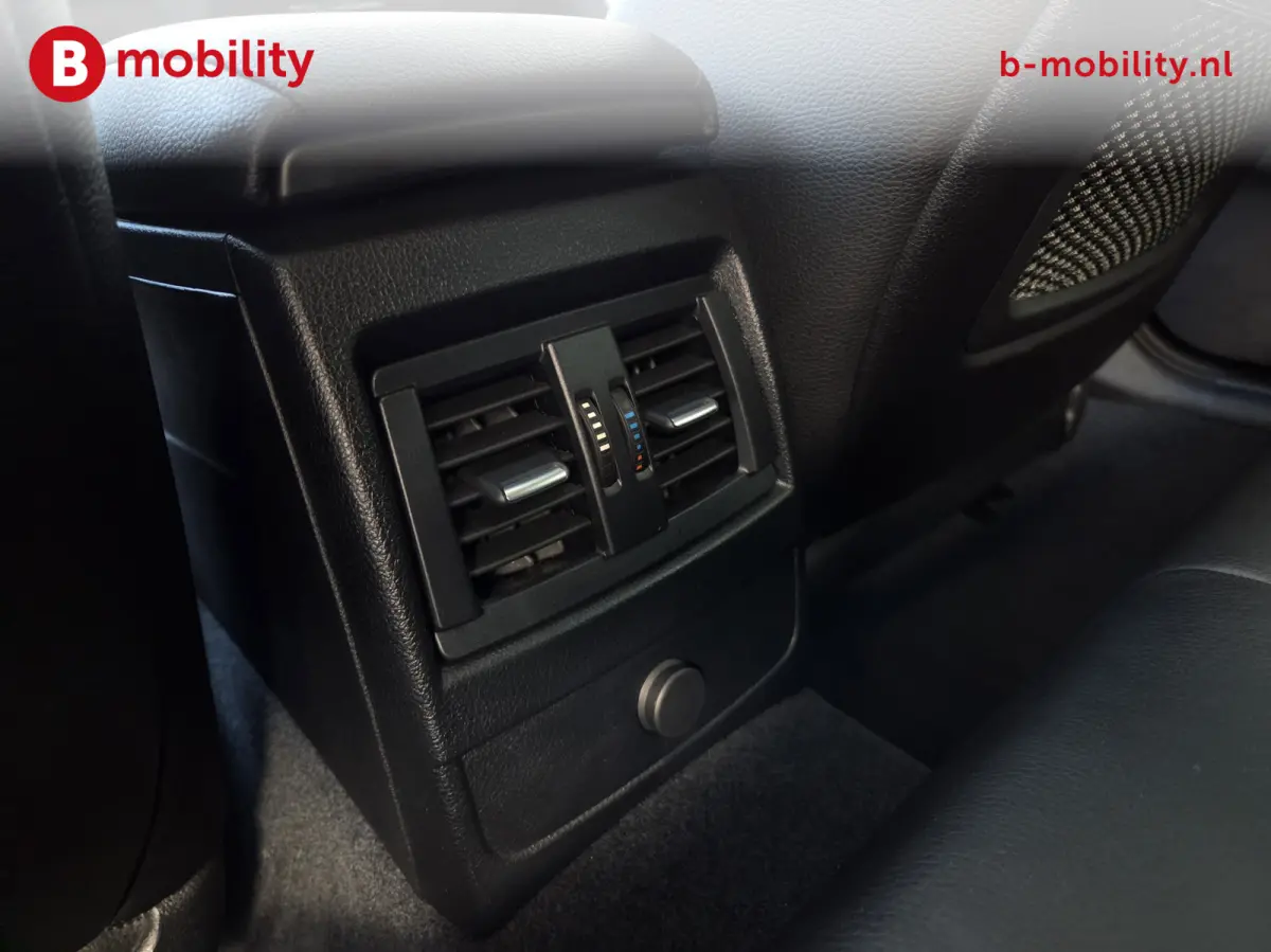 118i High Executive M-Sport Schuif/Kanteldak NL Auto! | Achteruitrijcamera | DAB | Hifi | Apple CarPlay | Leer