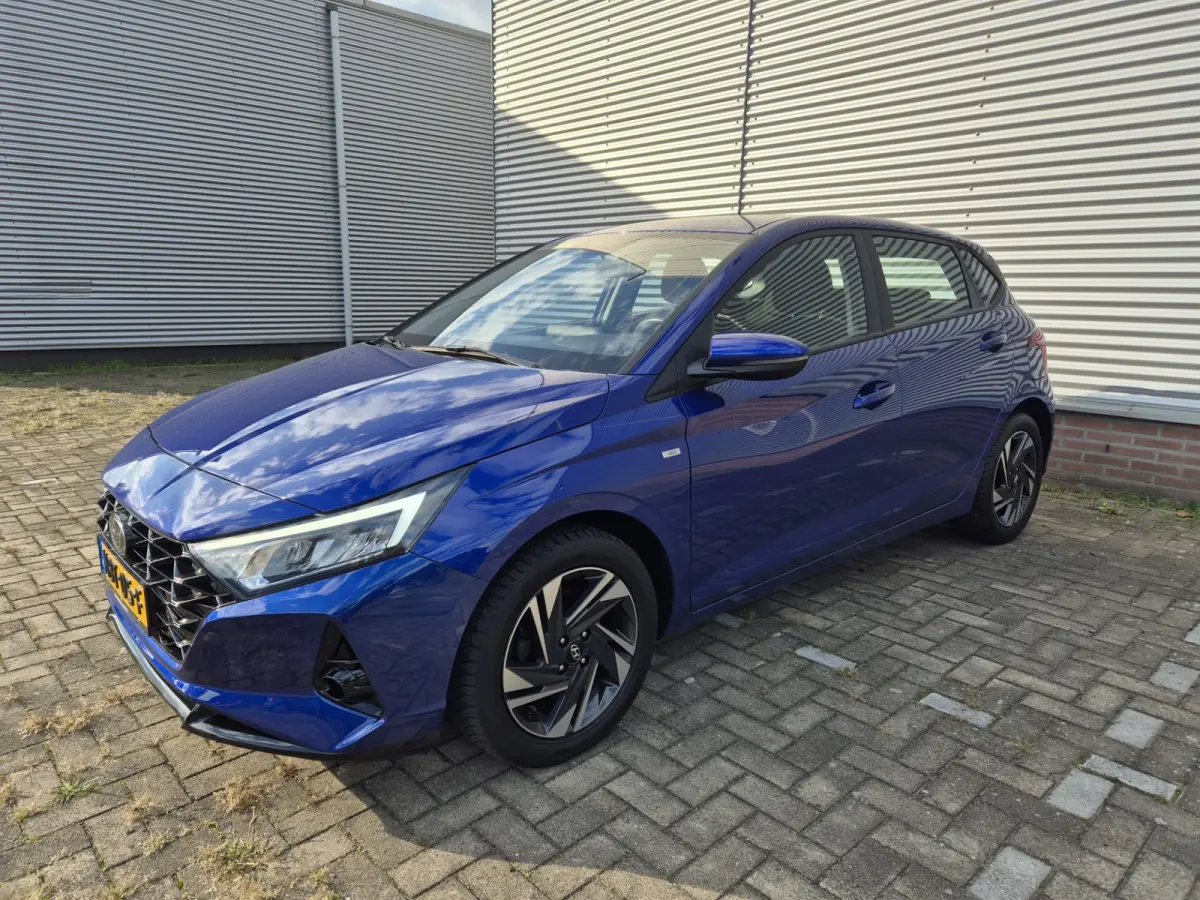 1.0 T-GDI Premium,Stoelverwarming,Cruisecontrol,Navigatie/Camera,parkeersensoren
