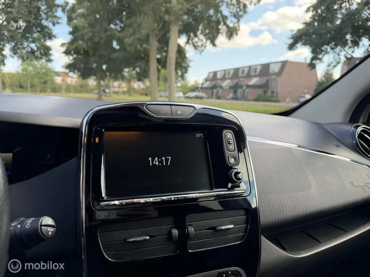 R110 Limited 41 kWh (ex Accu) Huur