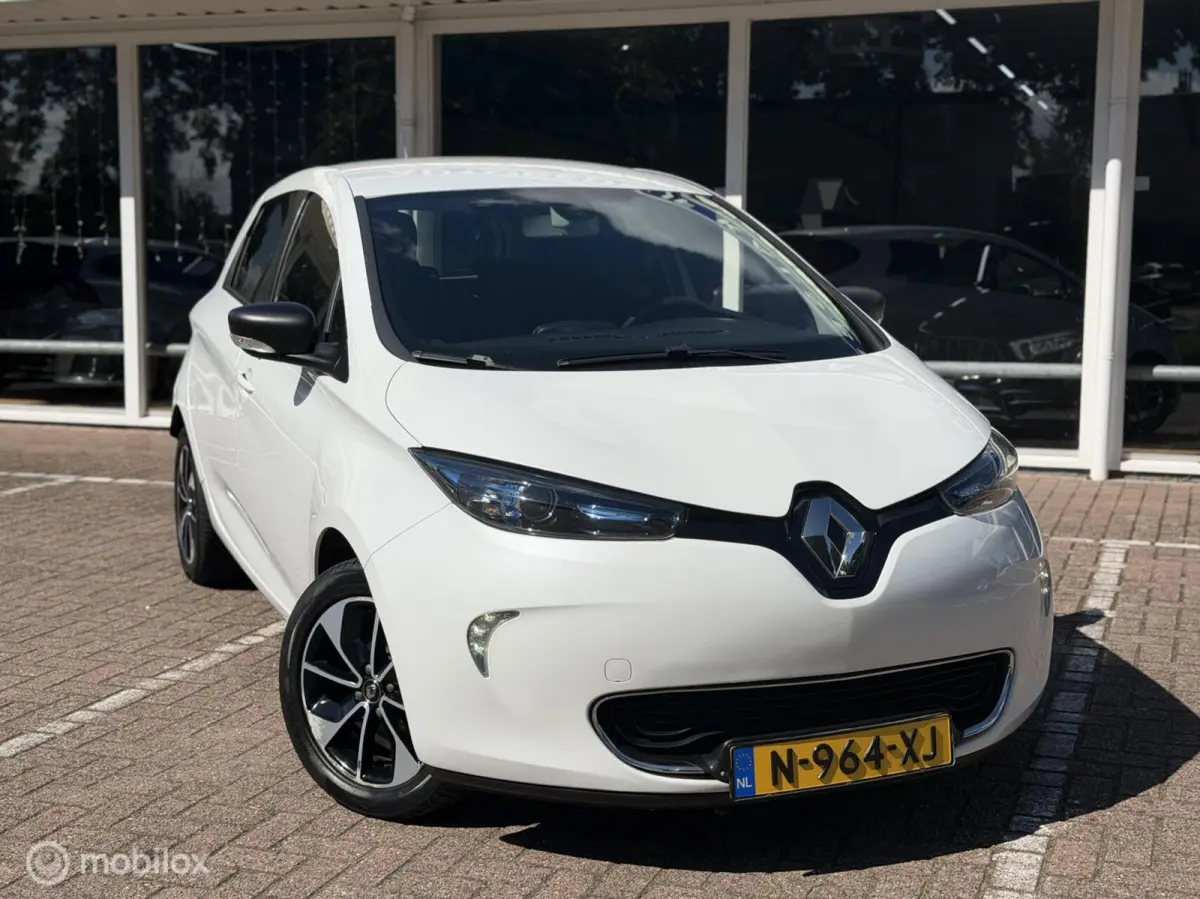 R110 Limited 41 kWh (ex Accu) Huur