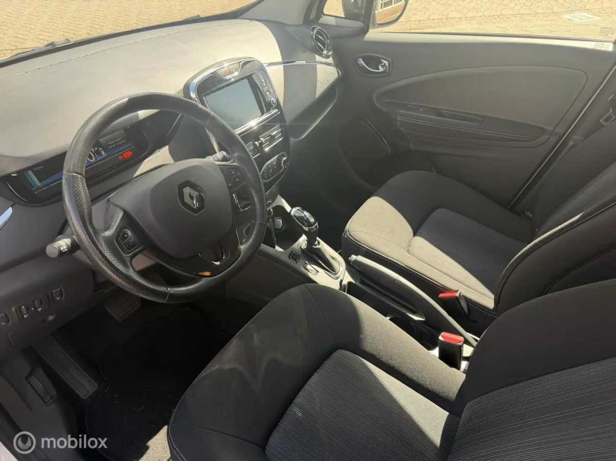 R110 Limited 41 kWh (ex Accu) Huur