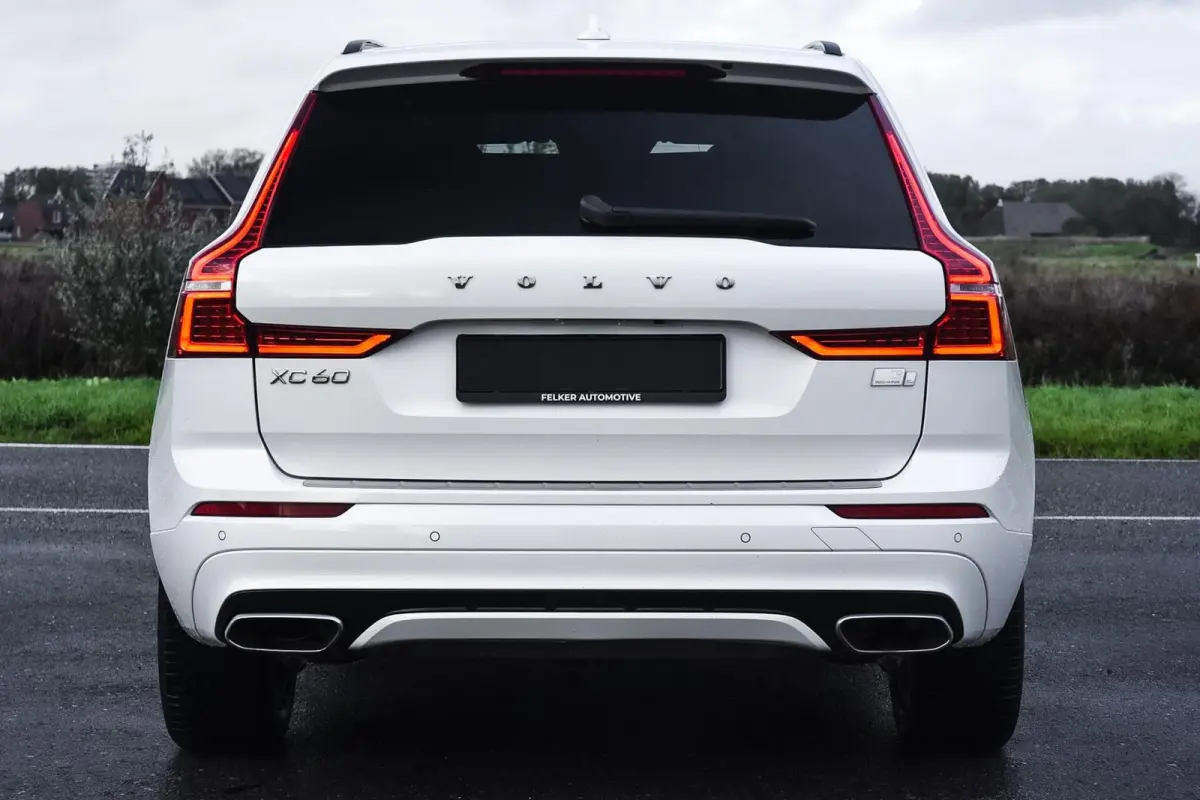 T8 AWD | SOH 94% | Pano | 360° | Luchtvering