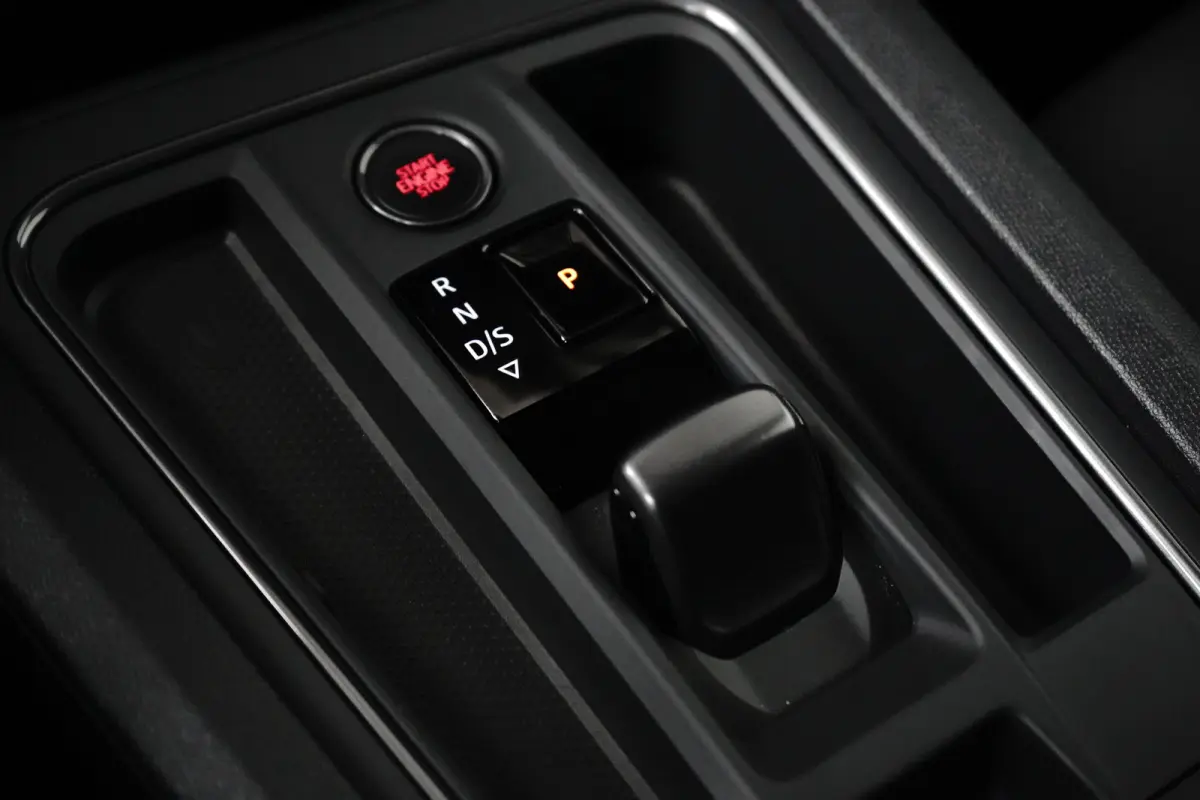 1.4 e-Hybrid Business l Elekt. Stoel incl Memory l Panoramadak l 19" l Navigatie l Half Leder l Stoelverwarming l