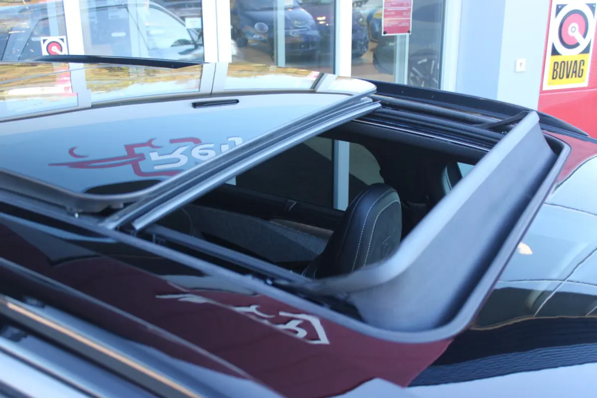 1.2 Hybrid 145PK AUTOMAAT GT 7p | PANORAMISCH SCHUIFDAK PACK | 360° VISION & DRIVE ASSIST PLUS PACK: (360° CAMERA, BUITENSPIEGELS MET KANTELFUNCTIE, DRIVE ASSIST 2.0, DRAADLOZE TELEFOONLAD