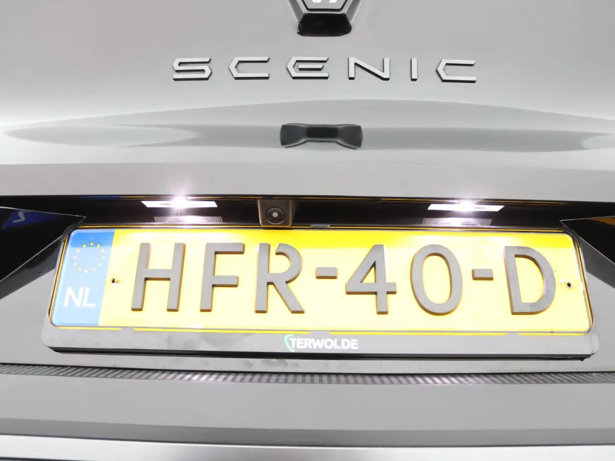 esprit Alpine 220 pk long range | Panoramadak | Harman Kardon | pack advanced driving assist & augmented vision |