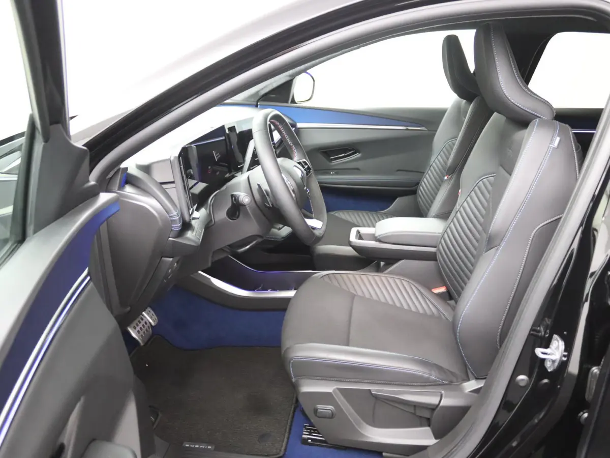 esprit Alpine 220 pk long range | Panoramadak | Harman Kardon | pack advanced driving assist & augmented vision |