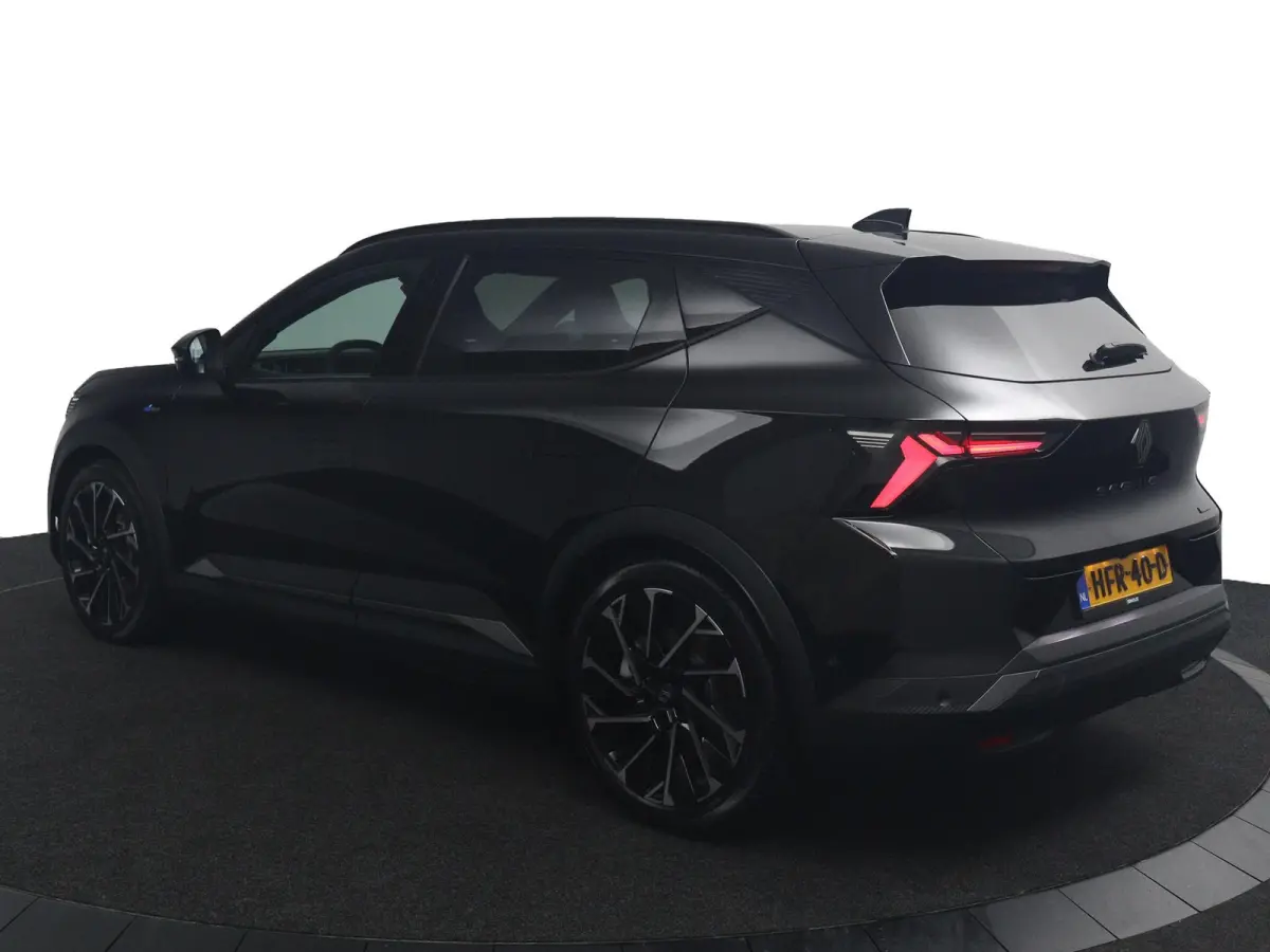 esprit Alpine 220 pk long range | Panoramadak | Harman Kardon | pack advanced driving assist & augmented vision |