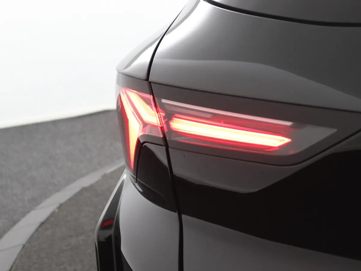 esprit Alpine 220 pk long range | Panoramadak | Harman Kardon | pack advanced driving assist & augmented vision |