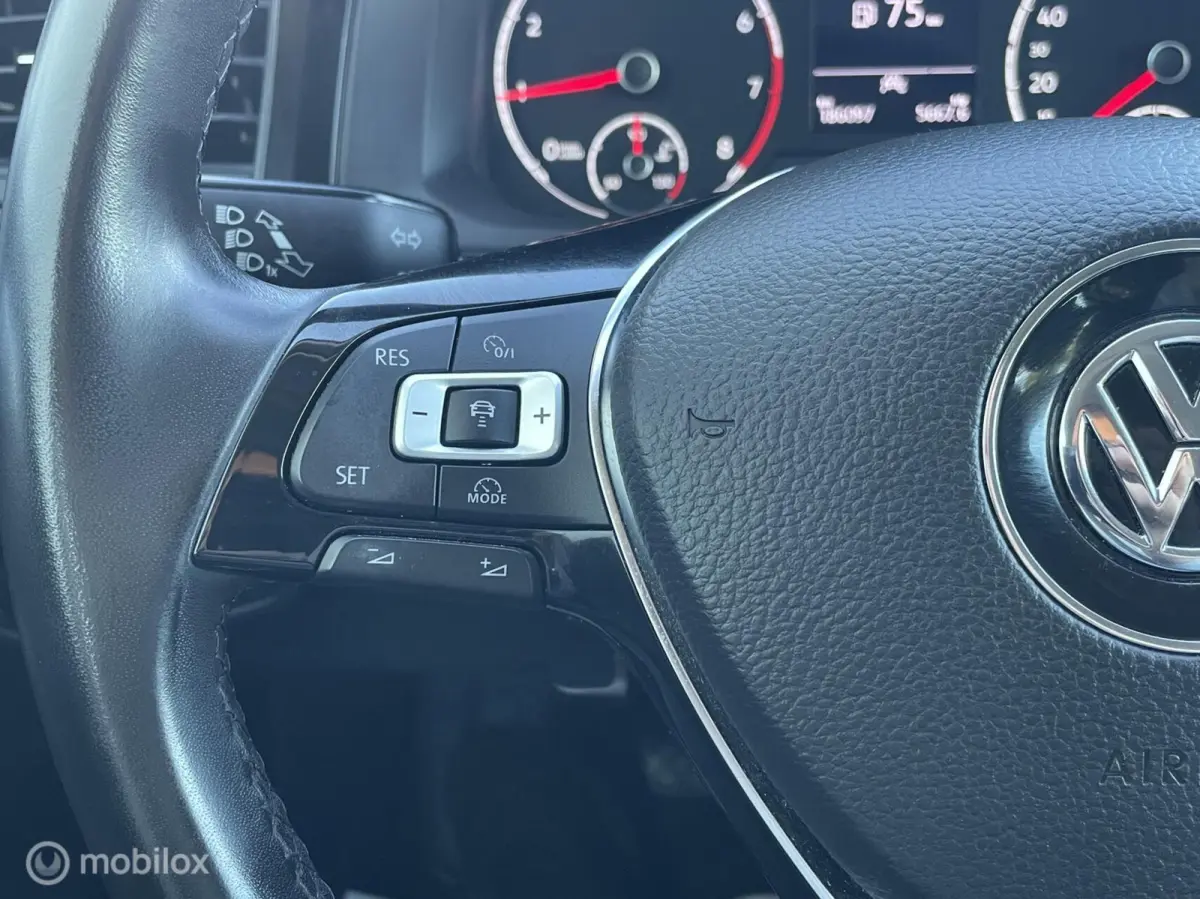 1.0 TSI Comfortline 1e Eigenaar | NL Auto | Navigatie | Airconditioning | Adaptieve Cruise Control | Isofix | Incl BTW |