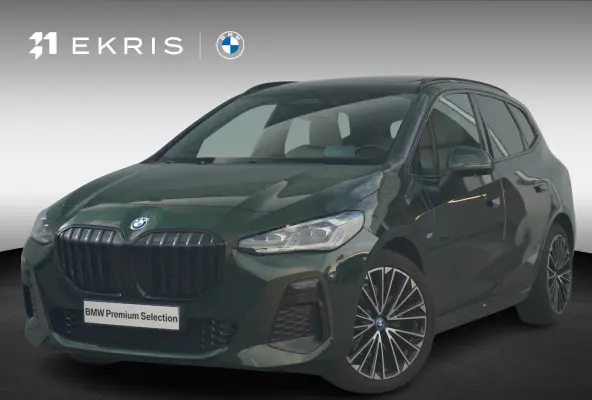230e xDrive M Sport | Trekhaak | Harman Kardon | Elektrische Stoelen | Head-up | 360 Camera's | Driving Assistant Professional