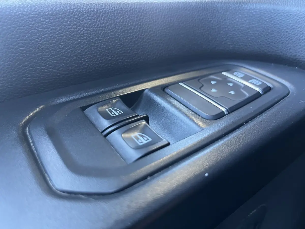 2.0 dCi 110pk E6 Générique 3p Lease €219 p/m, Led verlichting, 3 zitplaatsen, Volledig onderhoudshistorie aanwezig
