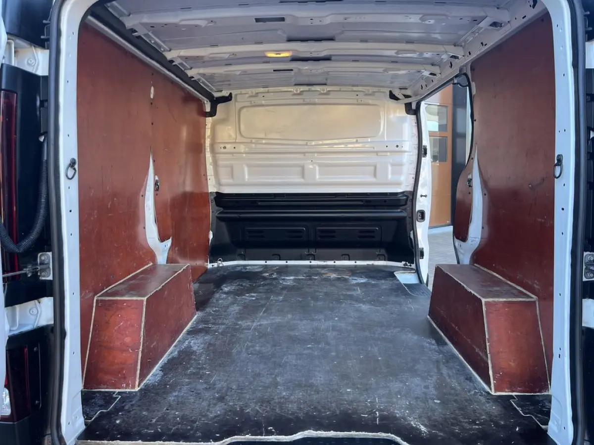 2.0 dCi 110pk E6 Générique 3p Lease €219 p/m, Led verlichting, 3 zitplaatsen, Volledig onderhoudshistorie aanwezig