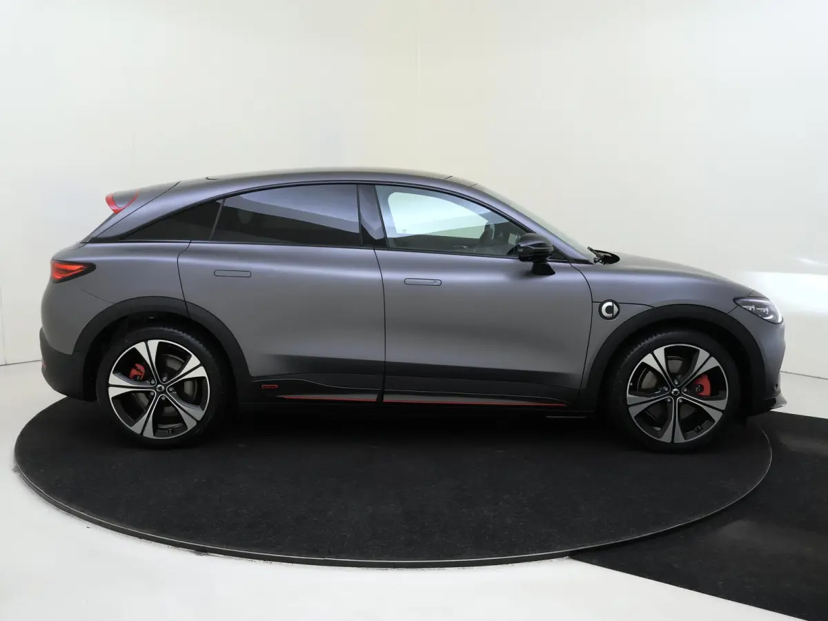 BRABUS 66 kWh / Elektrische-Stoelen / Carplay / 360Graden-Camera /