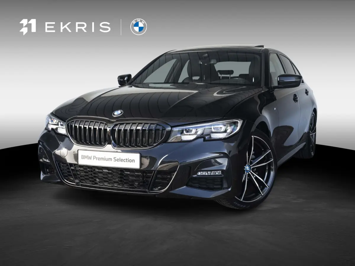 318i | M Sportpakket | 19 inch | Sportstoelen | Cruise Control | M Sportonderstel | Executive Edition