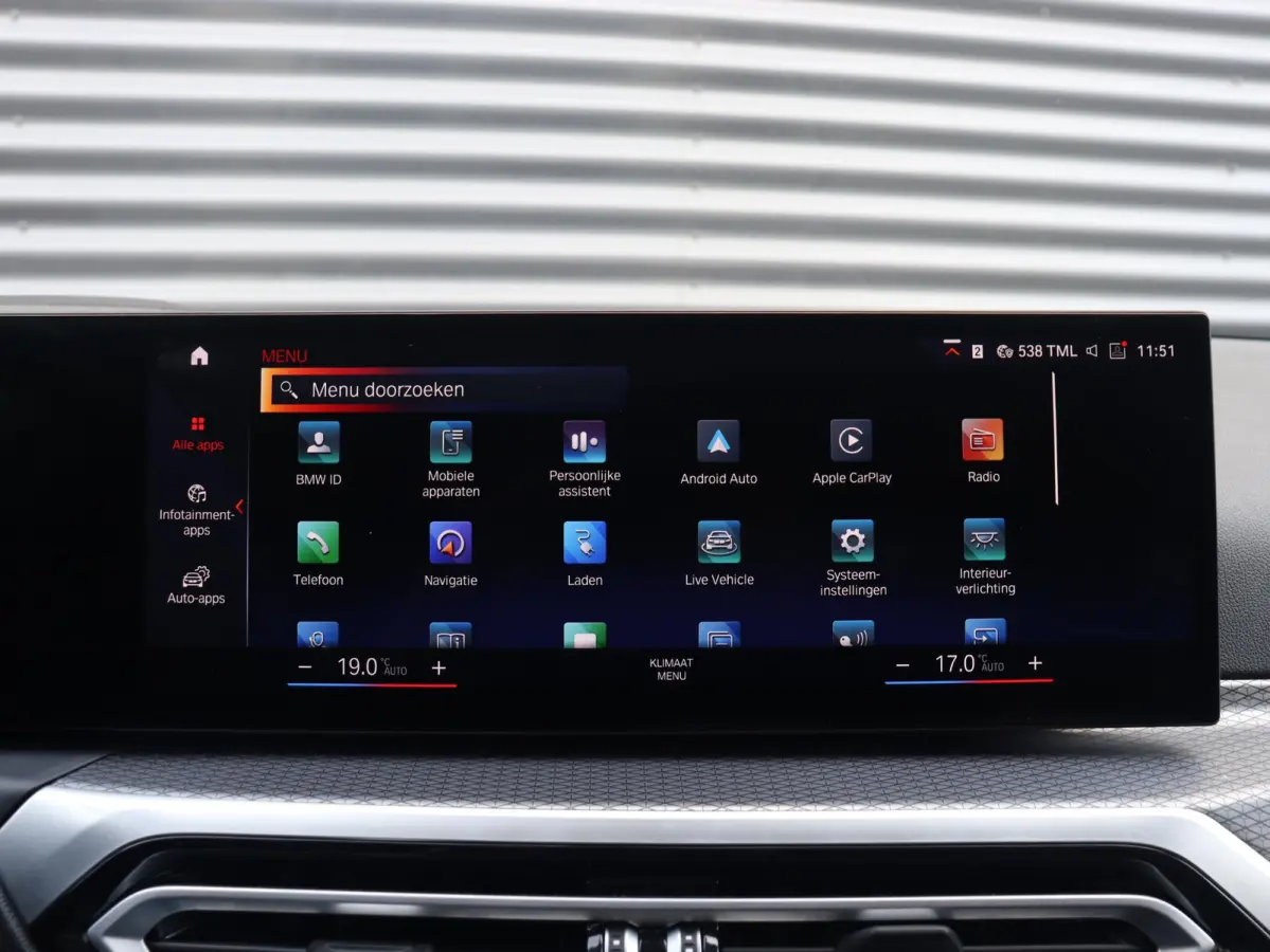 330e | SoH 87% | M Sportpakket | Panodak | Head-Up | Trekhaak | Harman Kardon | Elektr. Stoelen | Adaptive Cruise Control | Adaptief Onderstel | 19'' LMV