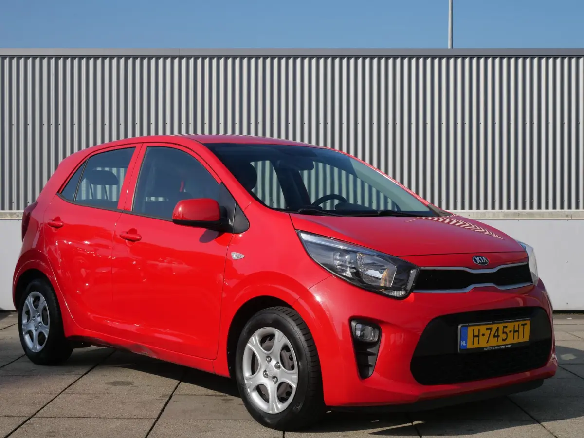 1.0 MPi ComfortPlusLine | Camera | Carplay | Airco | Cruise