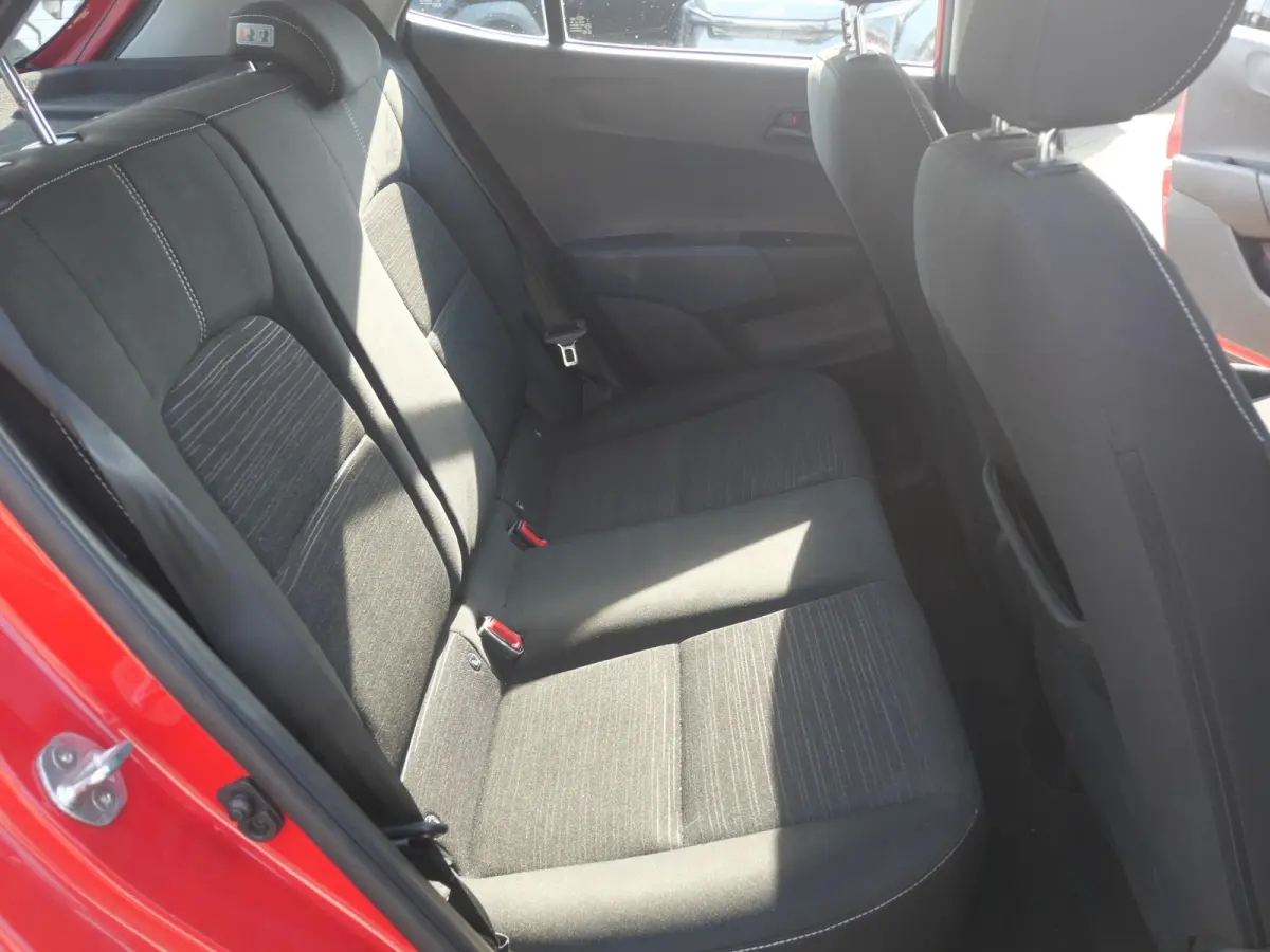 1.0 MPi ComfortPlusLine | Camera | Carplay | Airco | Cruise