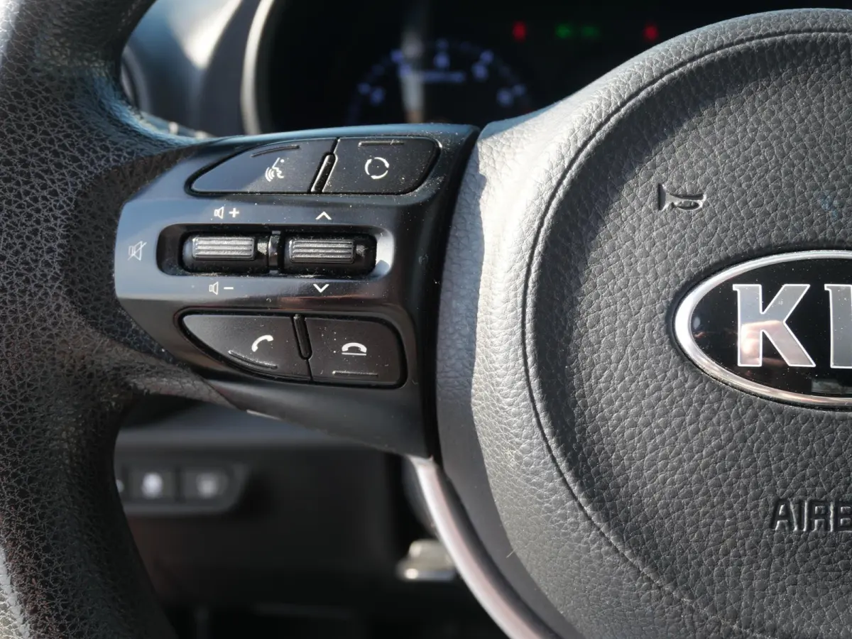 1.0 MPi ComfortPlusLine | Camera | Carplay | Airco | Cruise