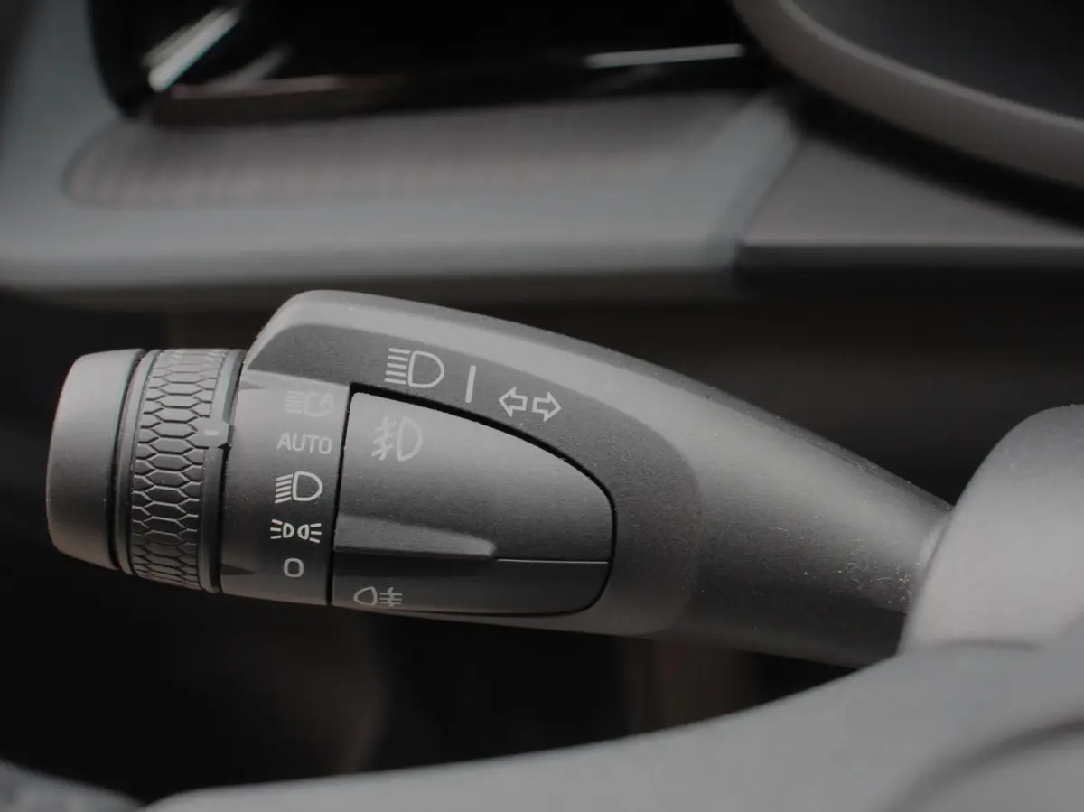 Long Range Single Motor 78 kWh Climate control Cruise control Panoramadak Parkeersensoren + Camera Voorstoelen verwarmd Apple Carplay/ Android Auto