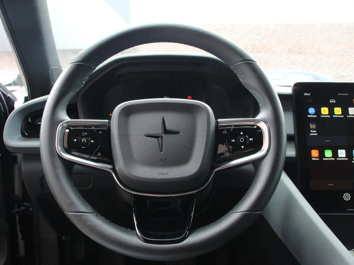 Long Range Single Motor 78 kWh Climate control Cruise control Panoramadak Parkeersensoren + Camera Voorstoelen verwarmd Apple Carplay/ Android Auto