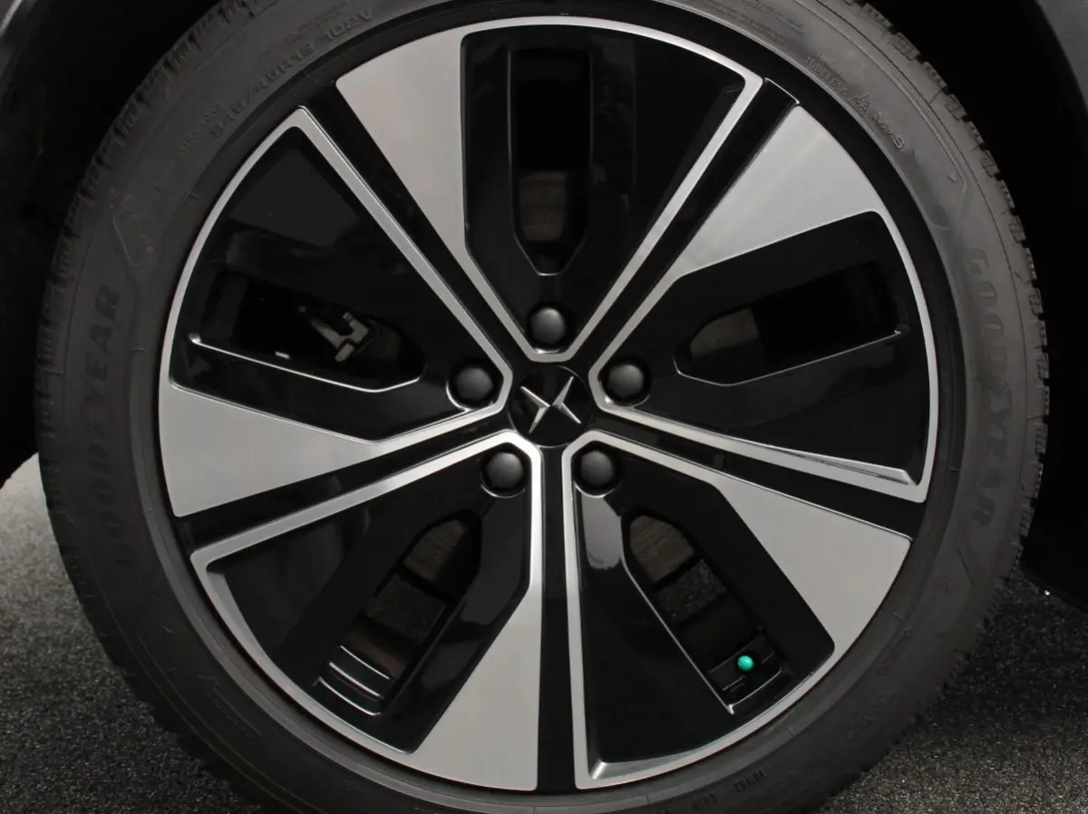 Long Range Single Motor 78 kWh Climate control Cruise control Panoramadak Parkeersensoren + Camera Voorstoelen verwarmd Apple Carplay/ Android Auto