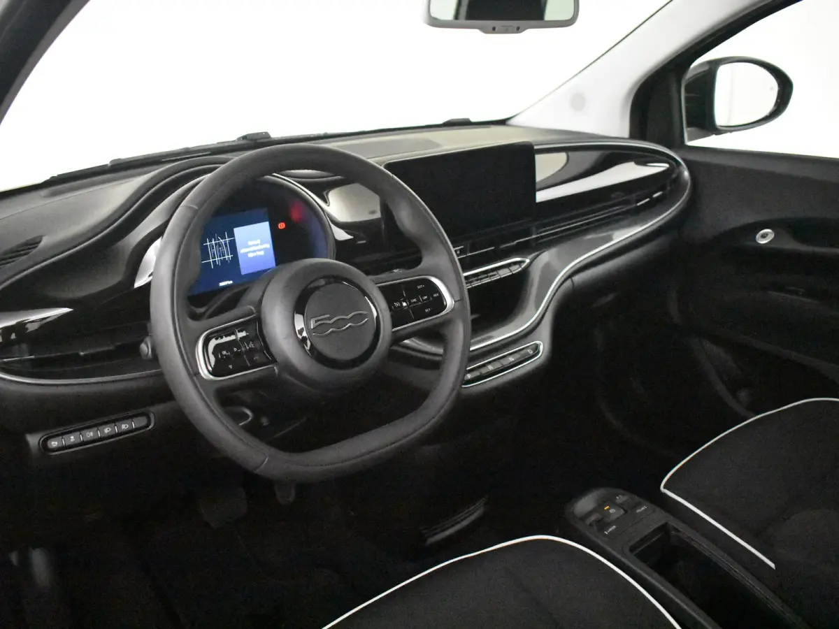 Urban 42 kWh l Camera l LM-Velgen l Navigatie l Apple Car Play l Cr Control l Sfeer Pakket l
