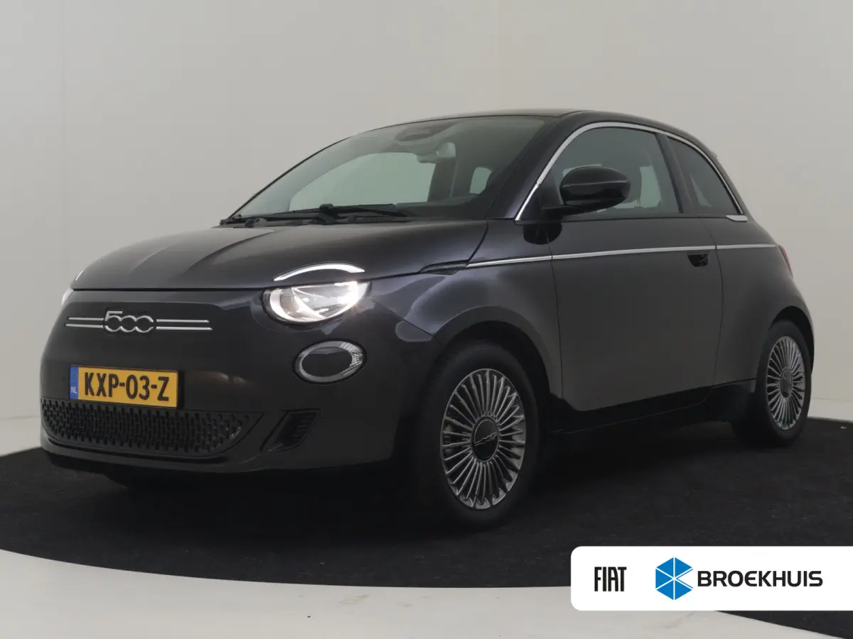 Urban 42 kWh l Camera l LM-Velgen l Navigatie l Apple Car Play l Cr Control l Sfeer Pakket l