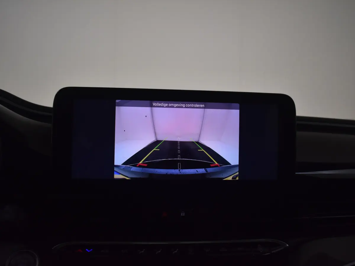 Urban 42 kWh l Camera l LM-Velgen l Navigatie l Apple Car Play l Cr Control l Sfeer Pakket l