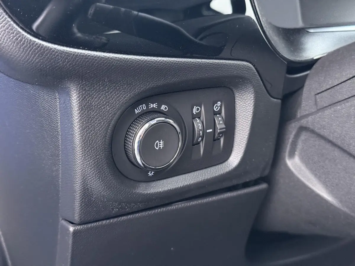 Elegance 50kWh | 1ste eigenaar | ACCU 90% | Winterpakket | Parkeersensoren | 17"LMV | Navigatie | AUTOMAAT