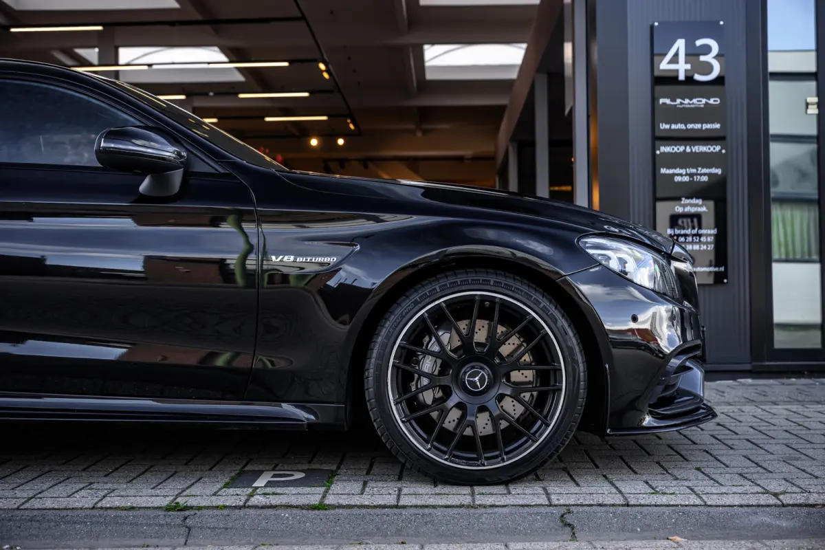 AMG 63 Premium Plus Pack Pano|V8 Biturbo|Leder|Camera|Sfeerverlichting|