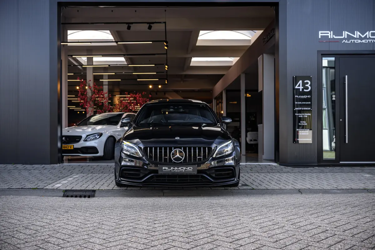 AMG 63 Premium Plus Pack Pano|V8 Biturbo|Leder|Camera|Sfeerverlichting|