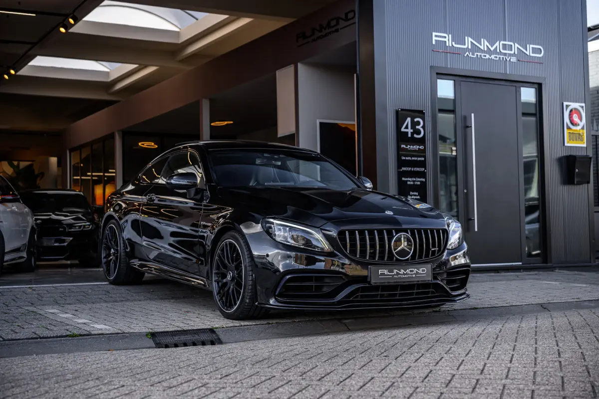 AMG 63 Premium Plus Pack Pano|V8 Biturbo|Leder|Camera|Sfeerverlichting|