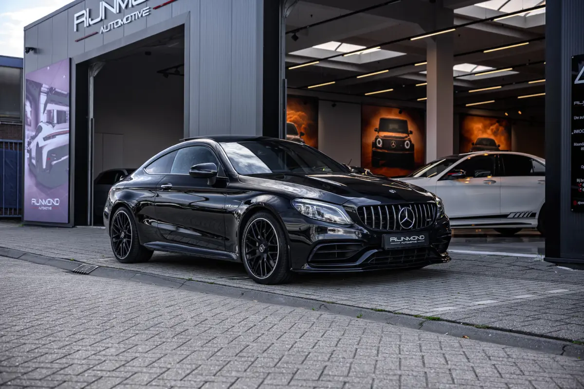 AMG 63 Premium Plus Pack Pano|V8 Biturbo|Leder|Camera|Sfeerverlichting|