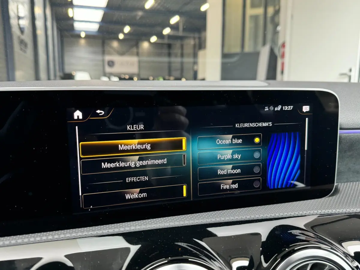 220 AMG MULTIBEAM/VIRTUAL/SFEER/LEER+S.VERWARMING+MEMORY/19"/CAM/ACC/ECC/12 MDN GARANTIE!