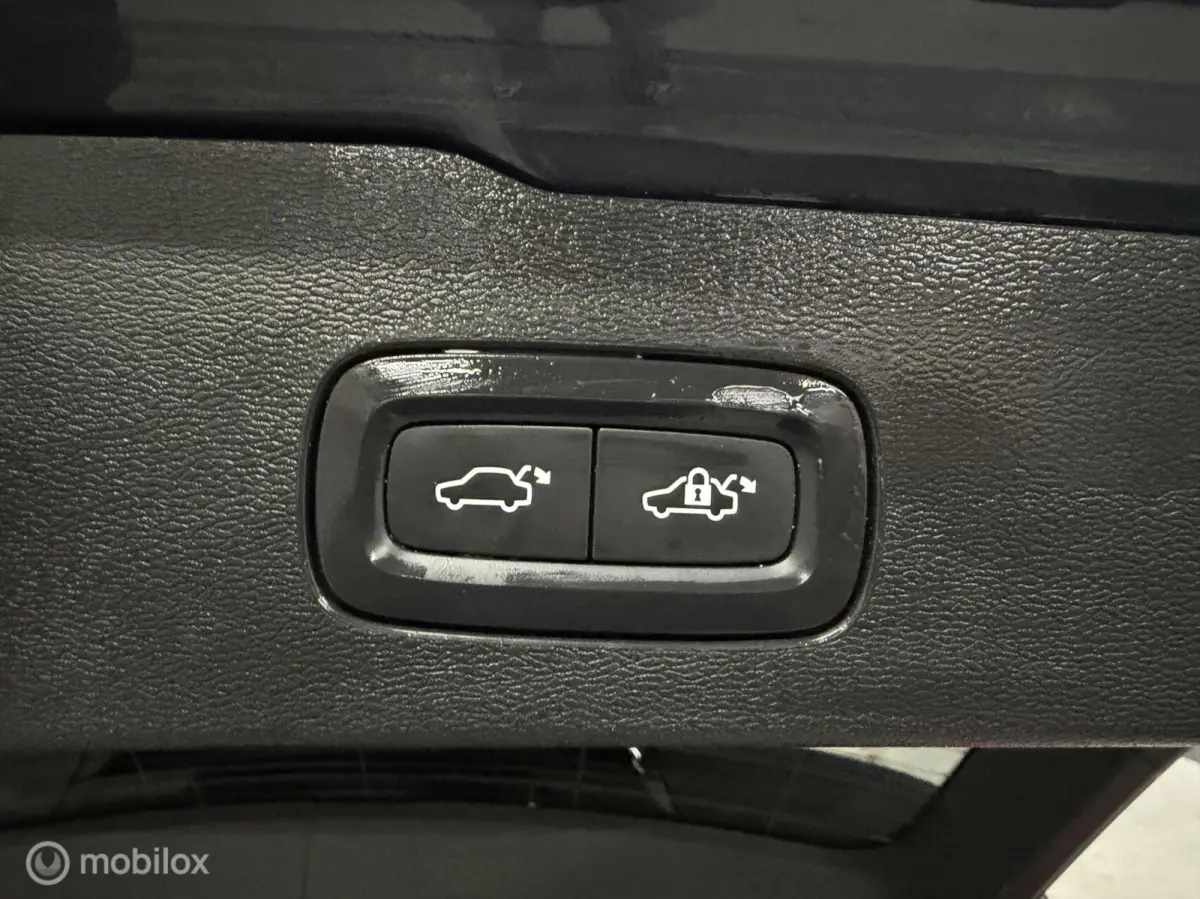 2.0 T6 Plug-in hybrid AWD Plus Bright LONG RANGE