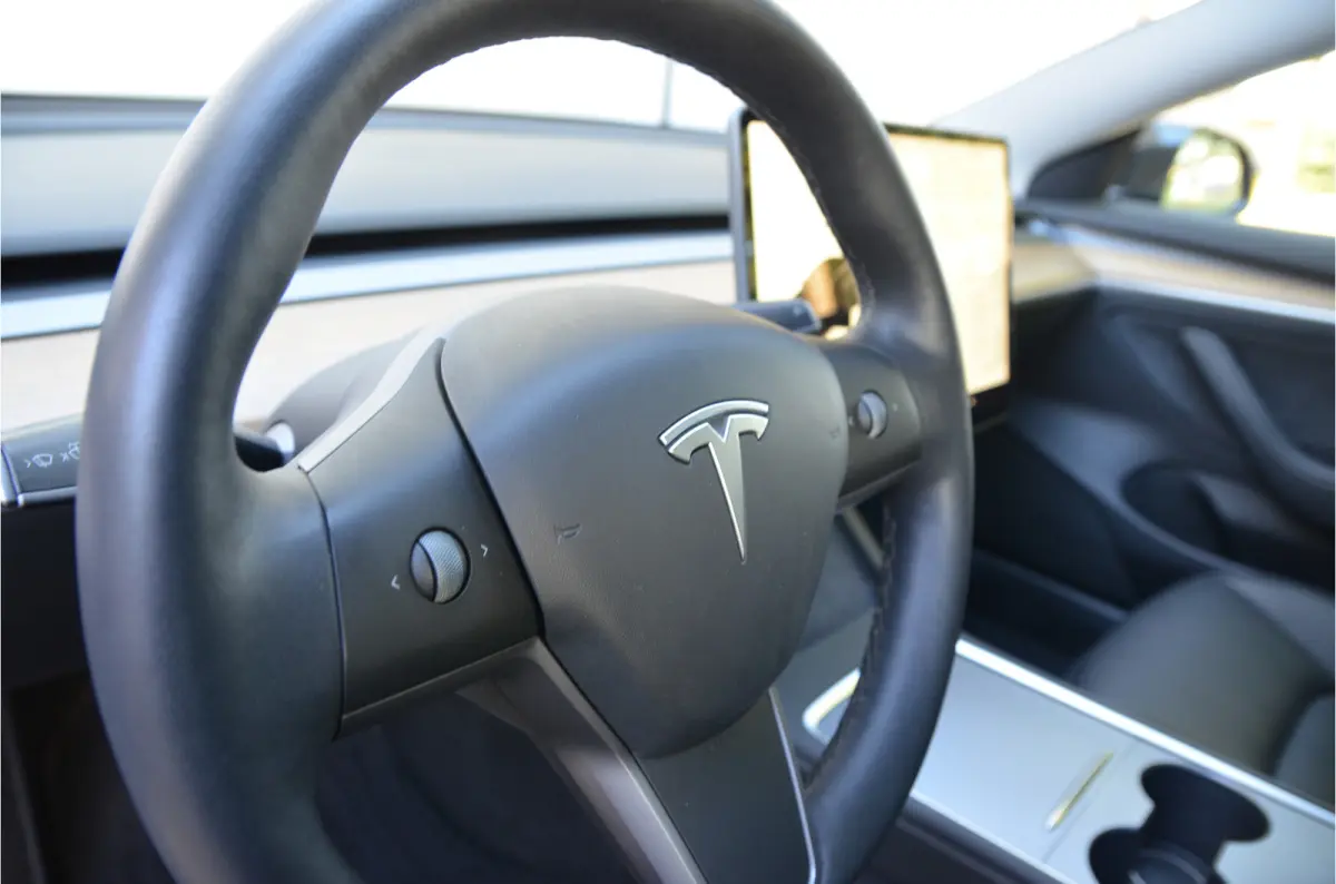 Performance AWD 75 kWh AutoPilot3.0 Ryzen