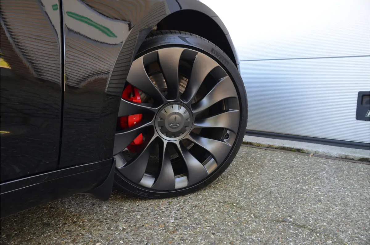 Performance AWD 75 kWh AutoPilot3.0 Ryzen
