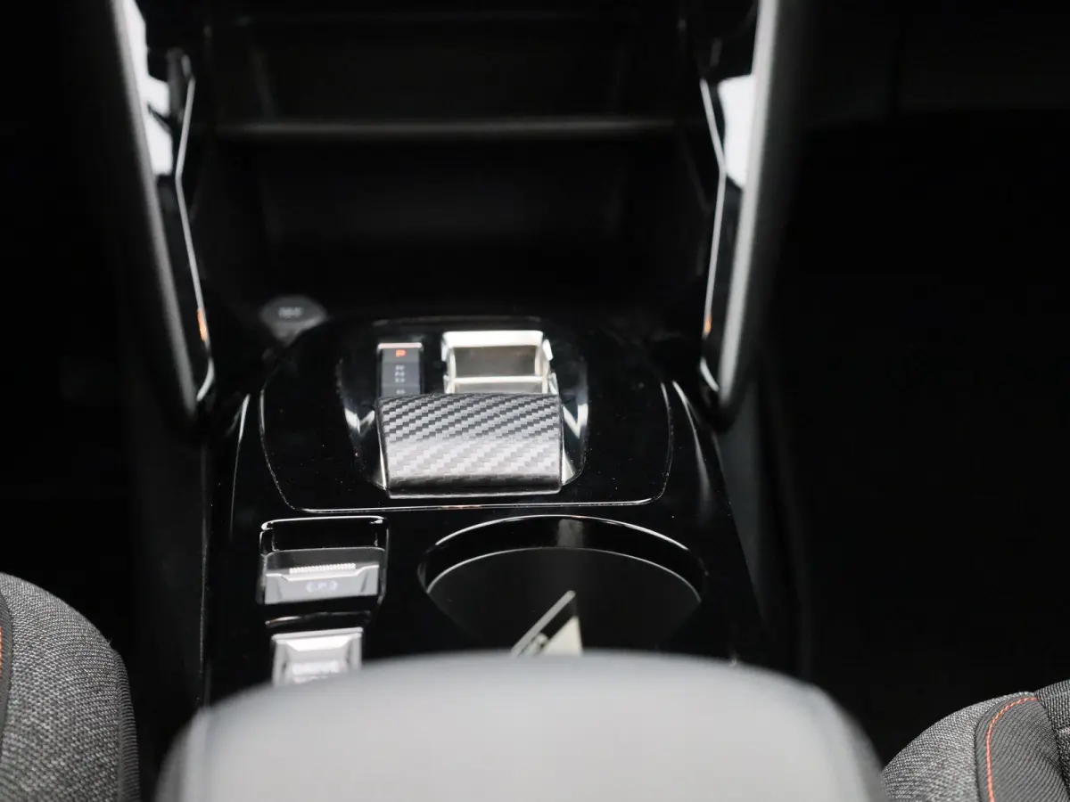 EV Active 50 kWh | CAMERA | NAVIGATIE | KLIMAATREGELING | CRUISE CONTROL