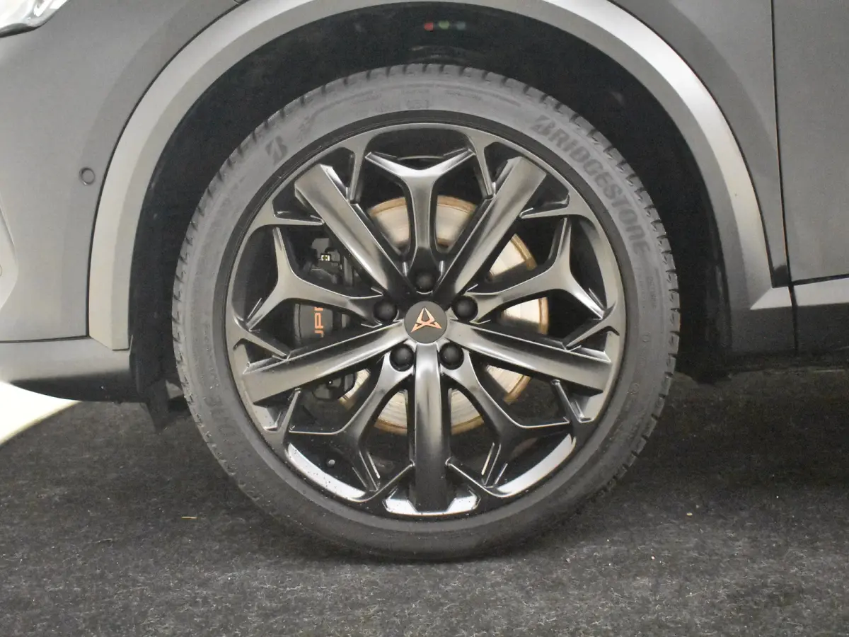1.4 e-Hybrid VZ Tribe Edition l PanoDak l BEATS Audio l Elektr. Stoel inc Memory l Area View l 19" Exclusive l Side Assist l