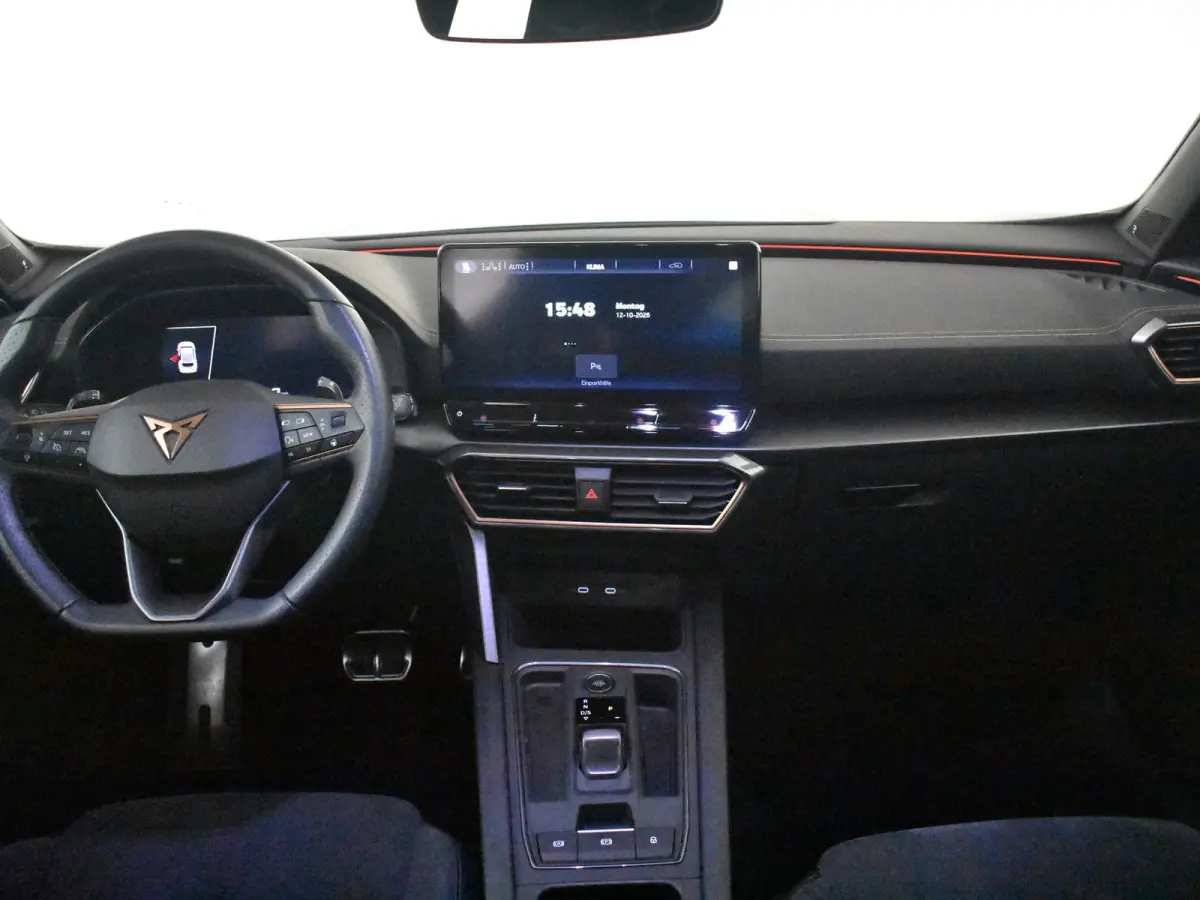 1.4 e-Hybrid VZ Tribe Edition l PanoDak l BEATS Audio l Elektr. Stoel inc Memory l Area View l 19" Exclusive l Side Assist l
